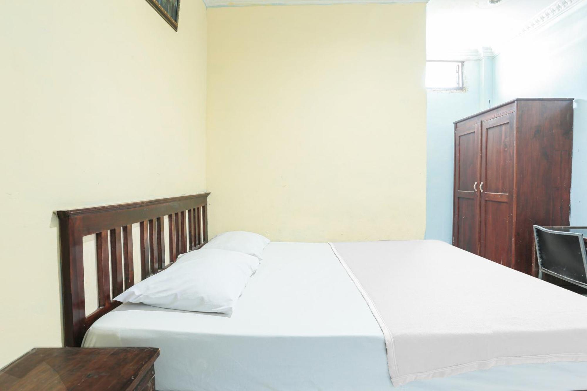 Oyo 93046 Hotel Fortuna Parepare Εξωτερικό φωτογραφία